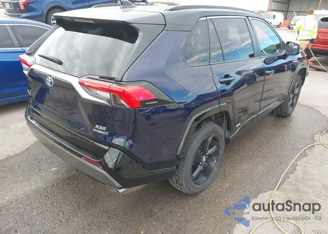 2020 Toyota Rav4 Hybrid Xse z USA, uszkodzony, nr VIN 2T3EWRFV4LW072380